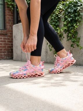 Just So So Women's Pink Camo Blade Running Shoes Sneakers Size EU 39